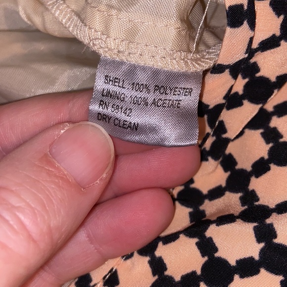 Muse Sleeveless Dress with Front and Back Pleat - Picture 7 of 10